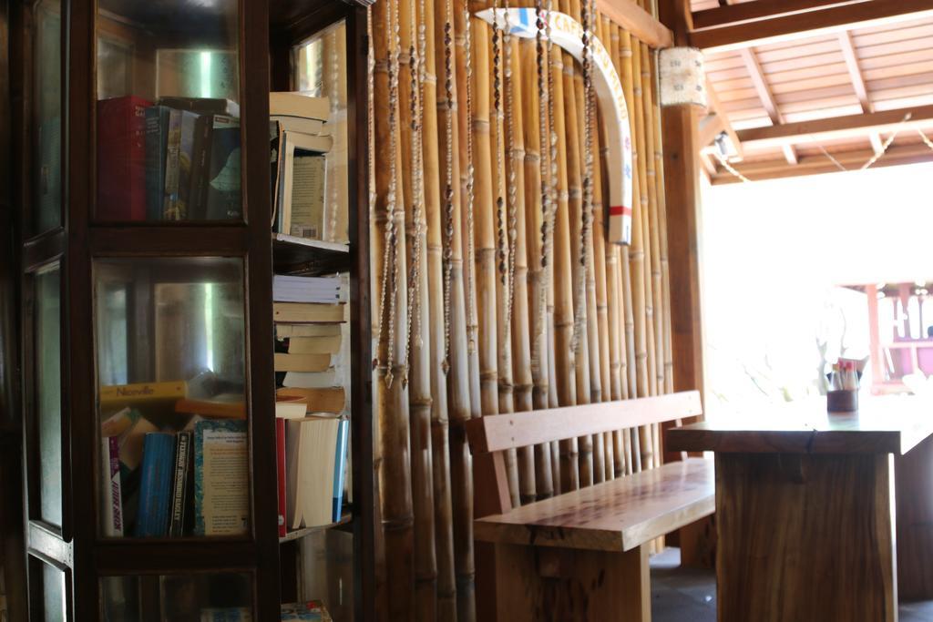 Biru Meno Beach Bungalows Gili Meno Exterior photo